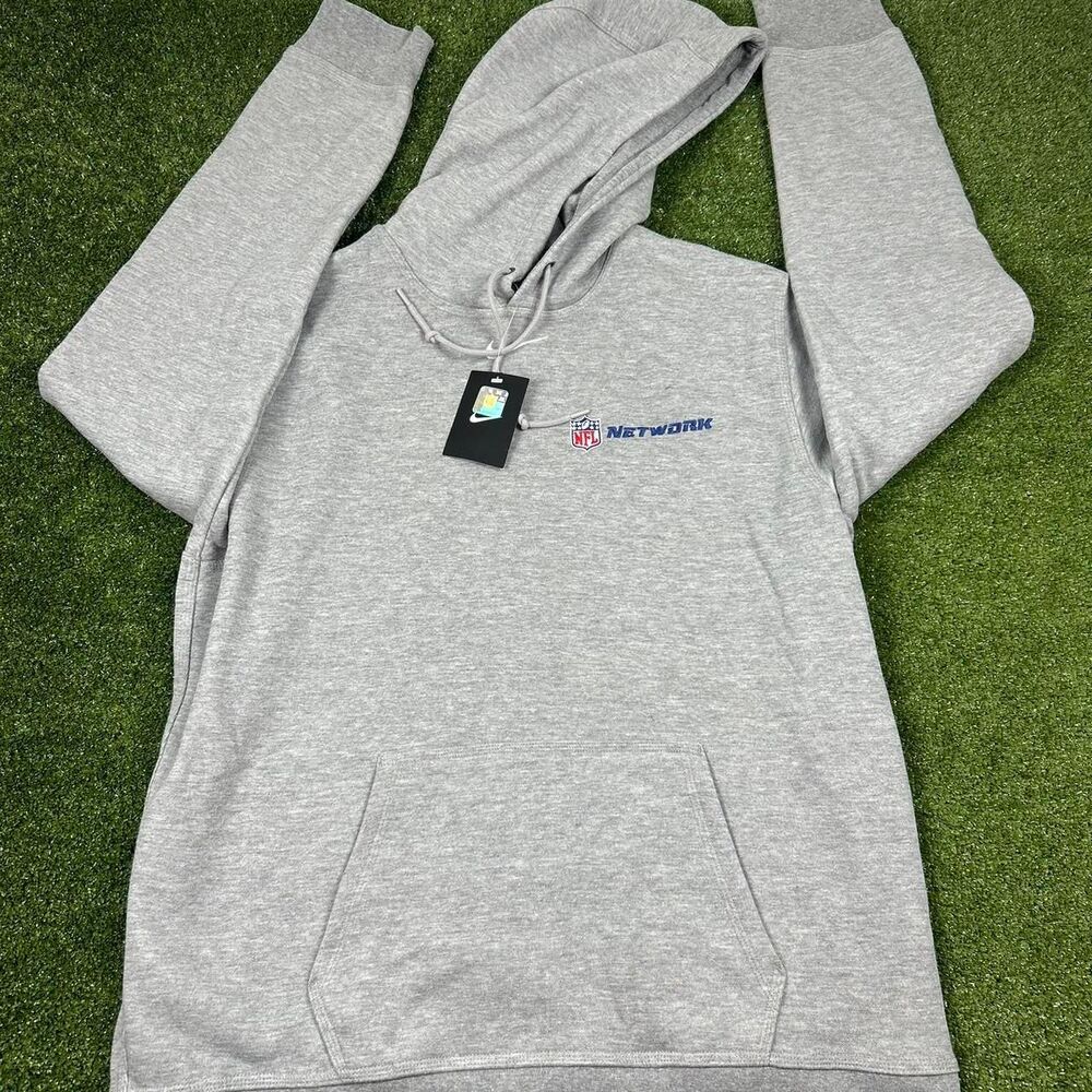 Nike Men's Grey Hoodie